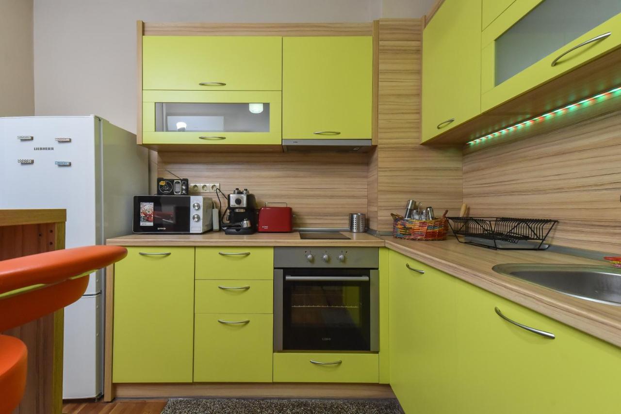 Vintage Spot - Colorful One-Bedroom Apartment By Flat Mаnager โซเฟีย ภายนอก รูปภาพ