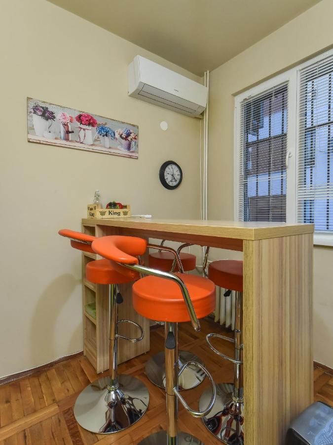 Vintage Spot - Colorful One-Bedroom Apartment By Flat Mаnager โซเฟีย ภายนอก รูปภาพ